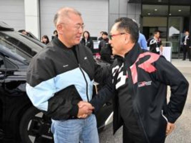 [민기자의 뇌피셜]정의선-토요다 아키오 손잡다...현대차-<strong>토요타</strong>의 노림수