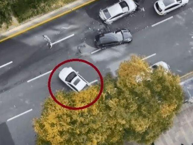 "엄마 10대 박았어"..무면허 '강남 8중 추돌' 20대女, 사고 당시 CCTV '경악' [영상]