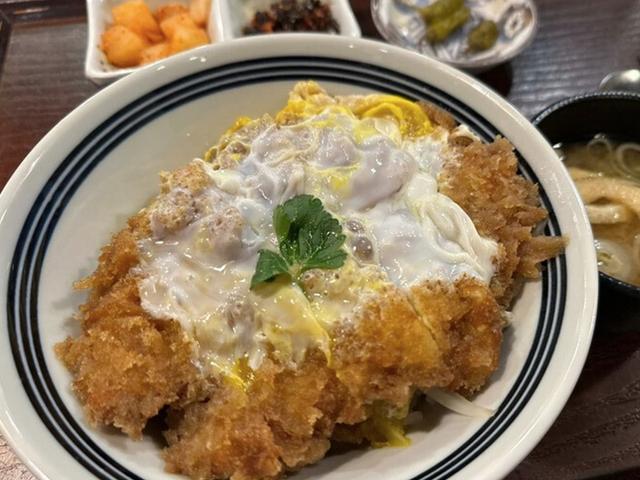[1人1食] 가츠동에 이런 감칠맛은 처음…'모모야' 광화문점