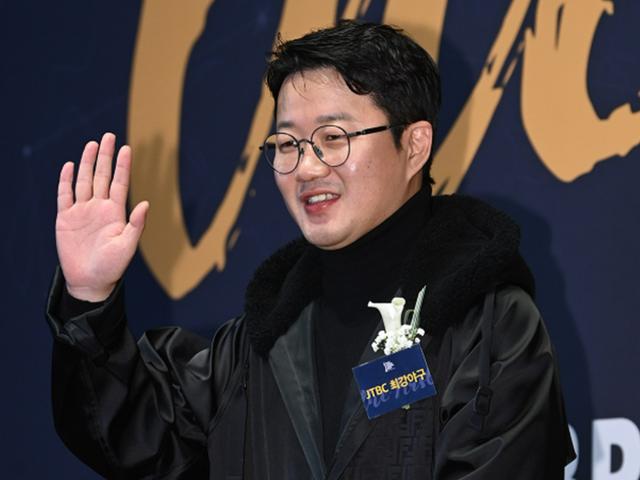 "취소" vs "예정대로" '<strong>최강</strong><strong>야구</strong>', 트라이아웃 진행 여부 놓고 갈등 점화?