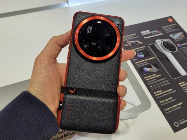 붉은색으로 물들었던 MWC…中 모바일·<strong>AI</strong> 수준에 '압도'
