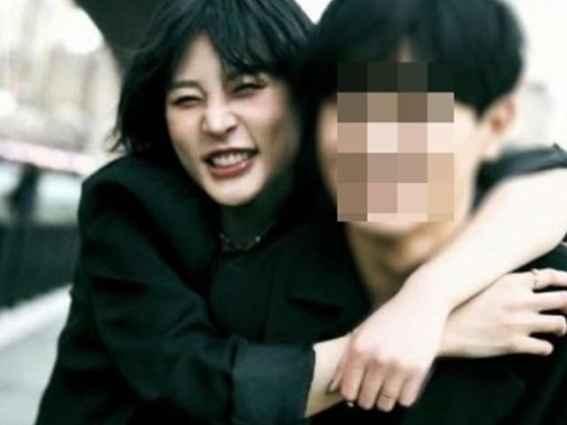 故 <strong>김새론</strong>, 생전 결혼·유산까지…<strong>유족</strong> vs. 이진호 법적 공방 격화