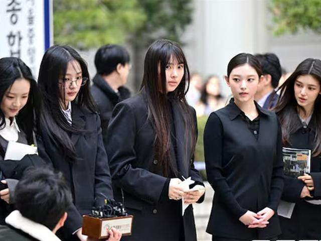 뉴진스 멤버들과 팬덤의 희망회로…법조인들은 "본안 패소 가능성도 너무 높아" 관측