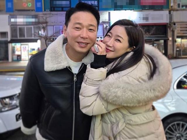 ‘서프라이즈’ 47세 김하영 결혼한다..보컬 트레이너와 올 가을 웨딩마치[Oh!쎈 <strong>이슈</strong>]