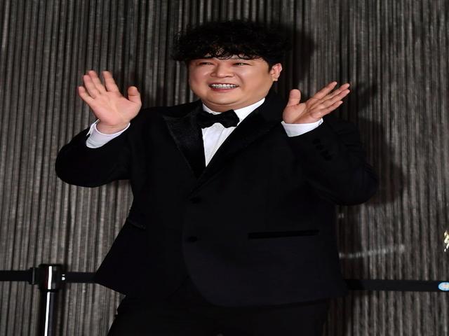 아이유♥이종석 다음날 터지더니…신동, 공개열애 1년 만에 결별 "각자의 길 응원"