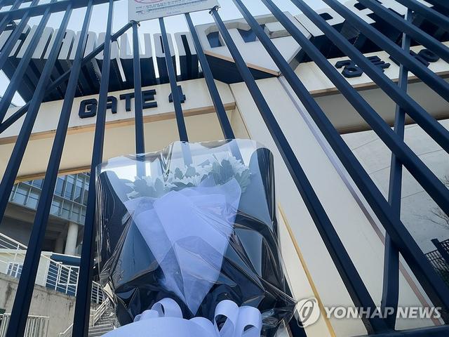"직관 못 가겠어요"…야구장 초유의 사망사고, 팬 트라우마 호소