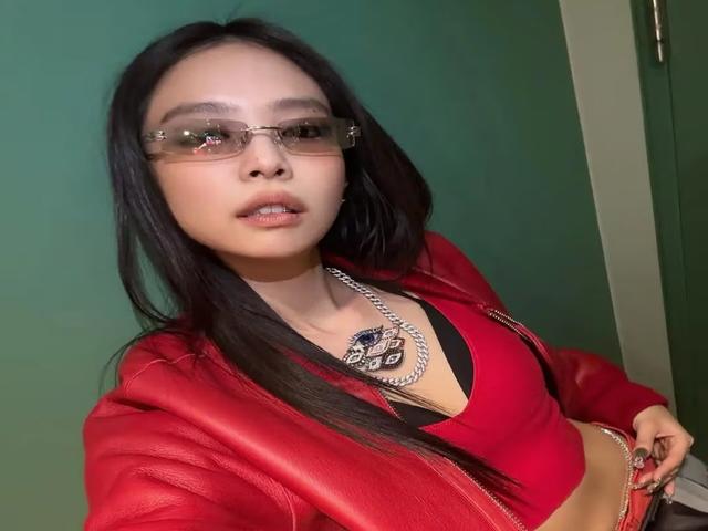 Y2K 틴티드 선글라스, 2025년 봄을 지배하다