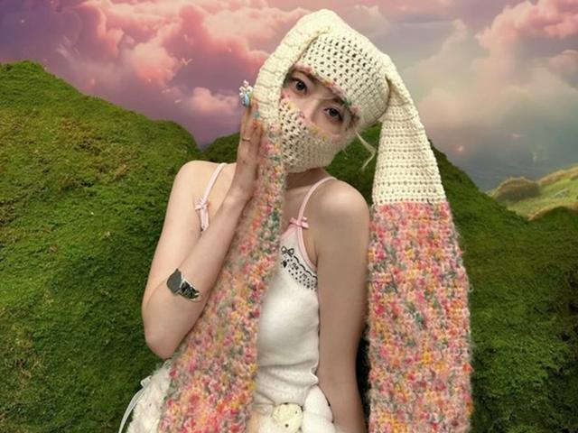 MZ세대, 스마트폰 대신 ‘뜨개’ 바늘 잡은 이유