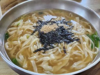 시간을 녹여내듯 만드는 제천 ‘천천히 맛집’