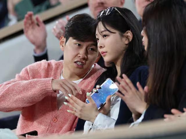 이강인♥‘두산家 5세’ 박상효, 이쯤 되면 공개<strong>연애</strong>..다정한 모습 포착