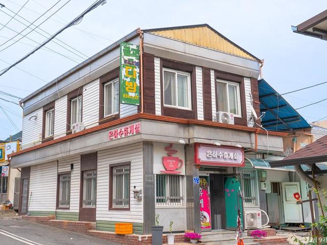깡촌캉스도 반한 의성 가볼만한 곳 :: 의성조문국박물관, 탑리마을, 안계미술관, 가상플레이그라운드, 향촌당 카페