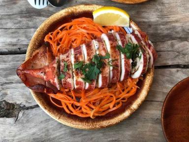 과거와 현재가 공존하는 자유로운 언덕, 해방촌 맛집 베스트5