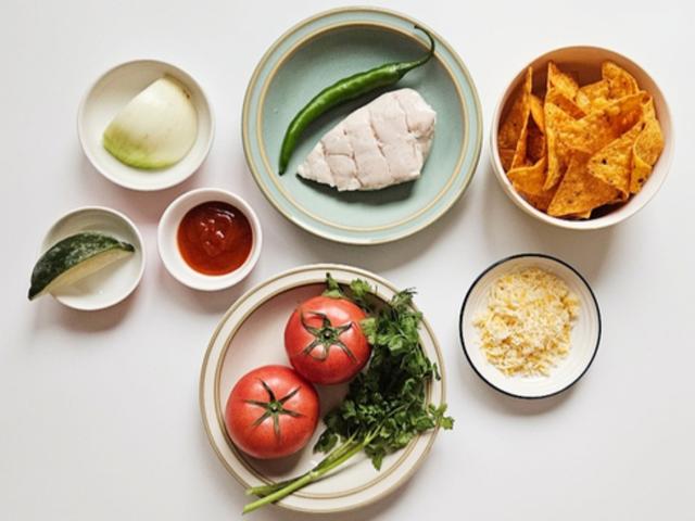 여름밤, 맥주 옆에 딱! 접시도 필요 없는 초간편 '닭가슴살 나초'