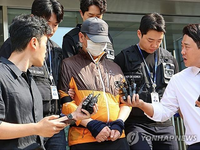 전처에 복수하려 아들 가족 몰살 시도…사제총기 살해범 기소