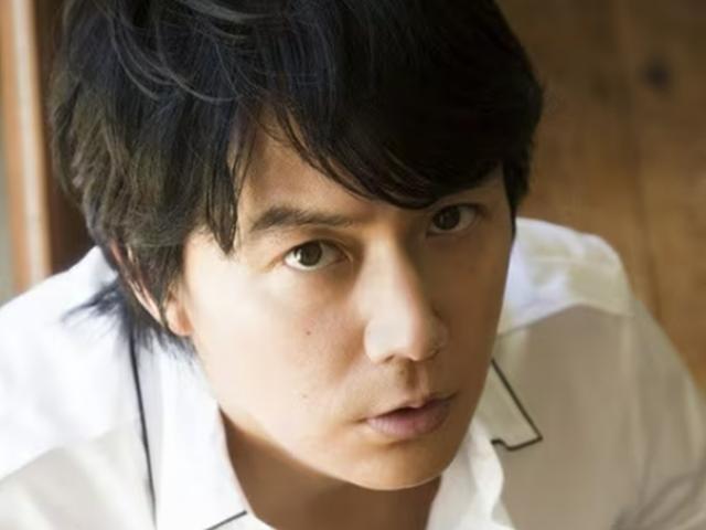 SMAP 멤버가 쏘아올린 공..日 국민배우, 女아나 성접대 스캔들 일파만파