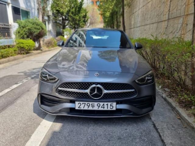 "베이비 S클래스"…감성·주행 다잡은 벤츠 C클래스 AMG 라인 [시승기]