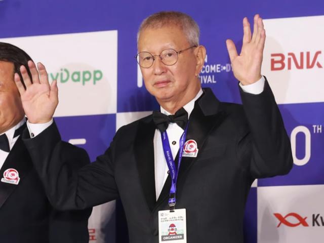 '76세' <strong>전유성</strong>, 위독한 상태?…기흉으로 입원 "호흡 어렵지만 회복 중"