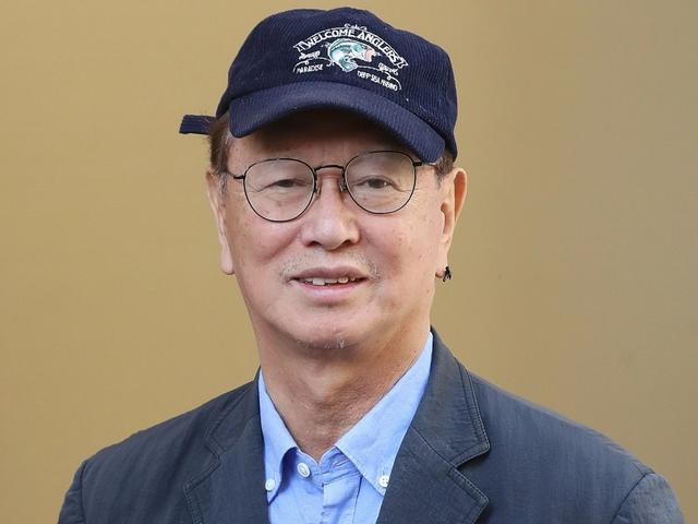 연명치료 거부한 <strong>전유성</strong> ‘마지막 모습’…“산소호흡기 끼고도 농담”