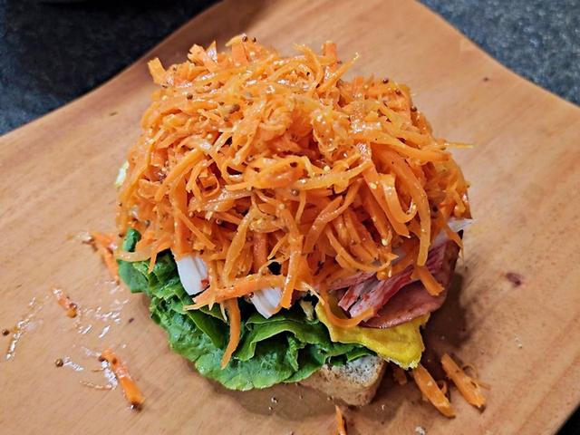 칼로리 부담없는 다이어트 샐러드, 상큼 아삭 당근라페 만들기