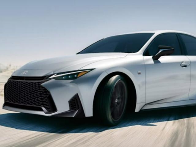 "<strong>제네시스</strong> 뺨치는데 연비는 2배?"...잔고장까지 없는 신차에 '이럴 수가'