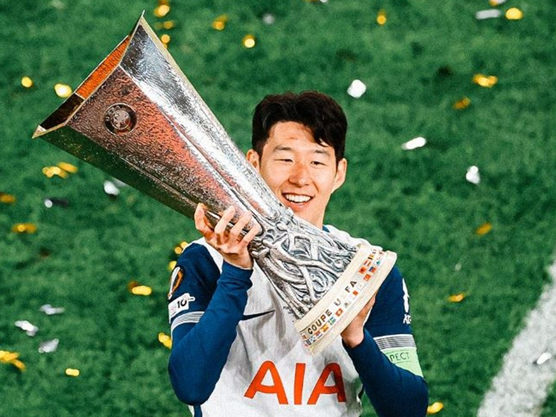 '해리 포터보다 멋진 상처'… 15kg 우승컵 들다 이마 찍힌 손흥민, "뒤에서 누가 밀었다" [유로파 우승]