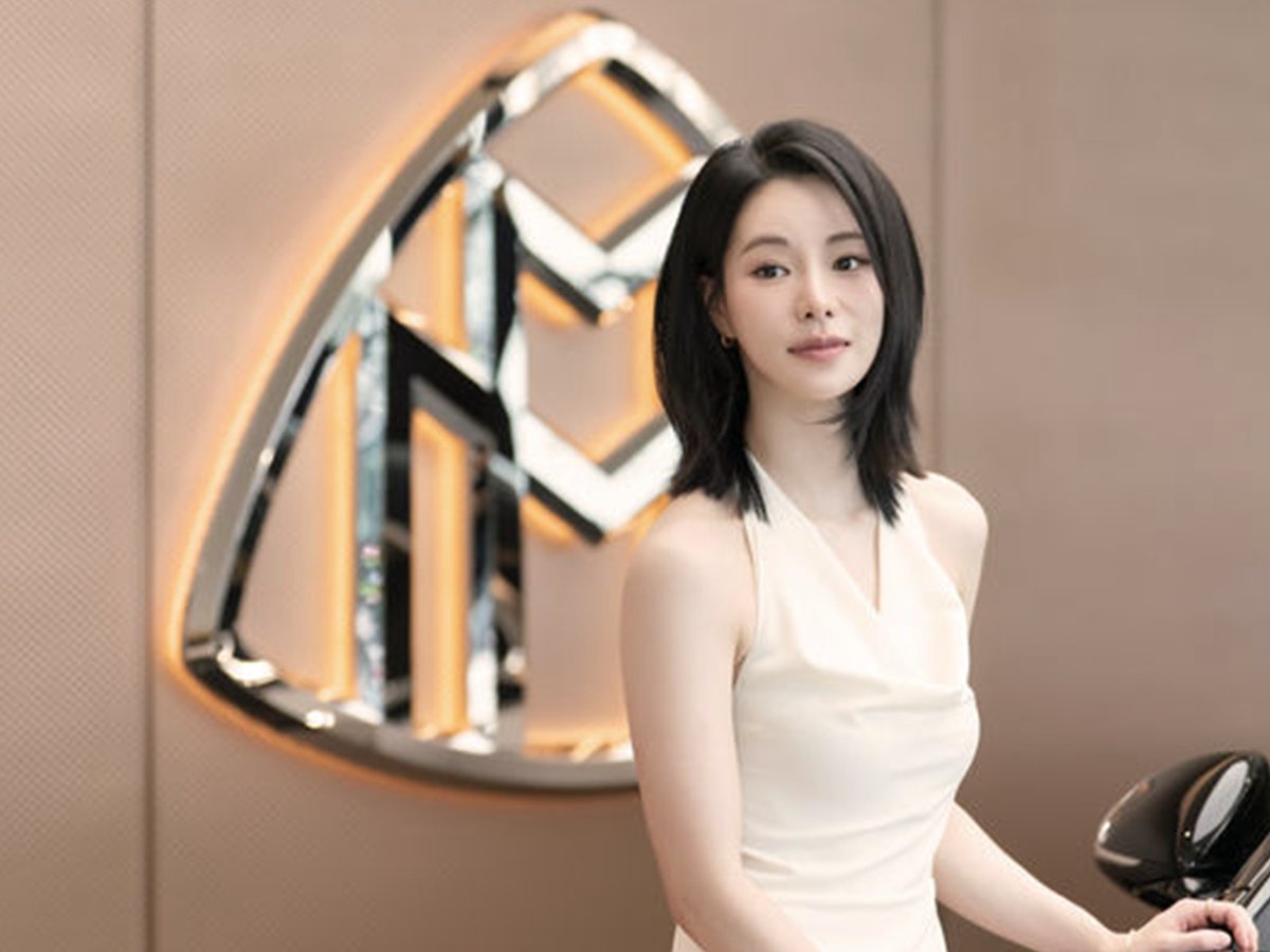 마이바흐 받은 임지연<br>“이제 이 차로 출근합니다”