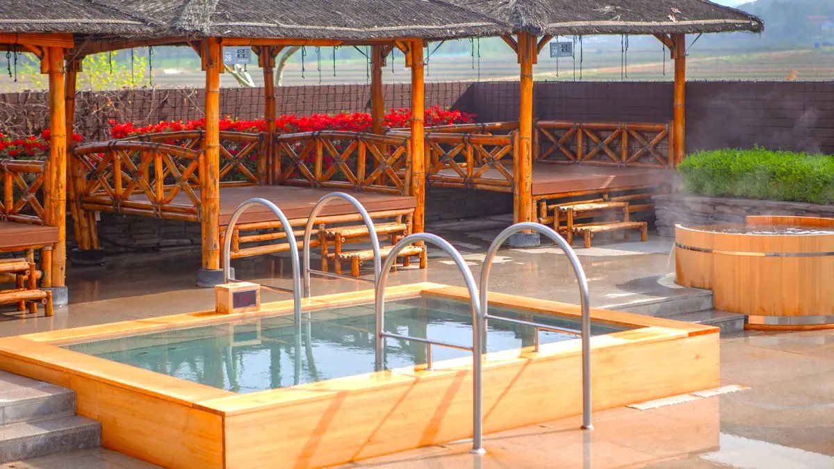 “대통령도 찾은 곳” 7천 평<br>규모, '동양 4대 유황온천'