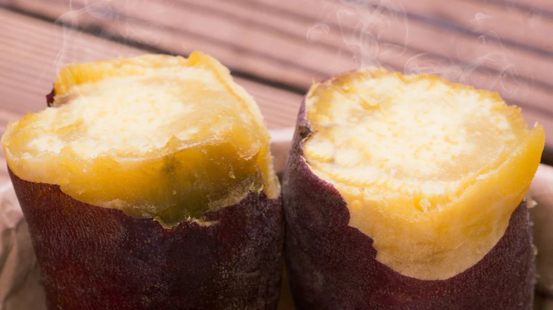 “고구마를 먹어도 시원하지 않다면…” 겨울철 변비 예방에 섬유질보다 중요한 요소 정리