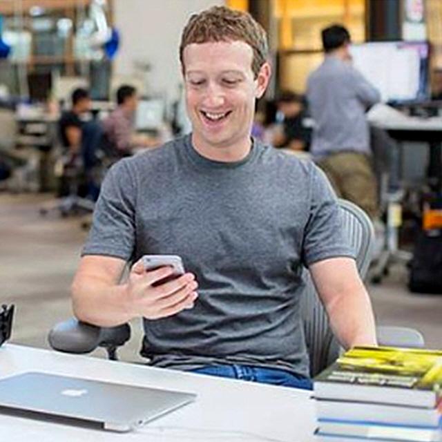 저커버그, 가상현실에 페이스북의 미래를 거는 까닭