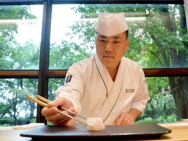 “<strong>오마카세</strong>는 소통하는 요리”…겐지 구민술 셰프
