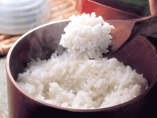 [먹자GO] 묵은쌀로 햅쌀처럼 윤기 흐르는 밥 짓기