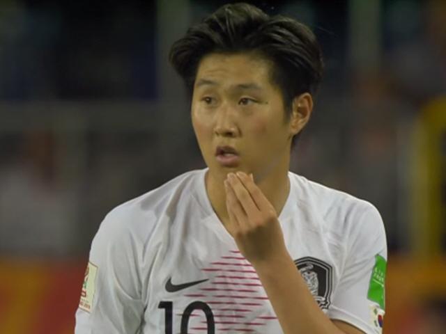 [U-20 월드컵] 이강인, 에콰도르 수비진 속인 ‘표정’…“센스 甲“