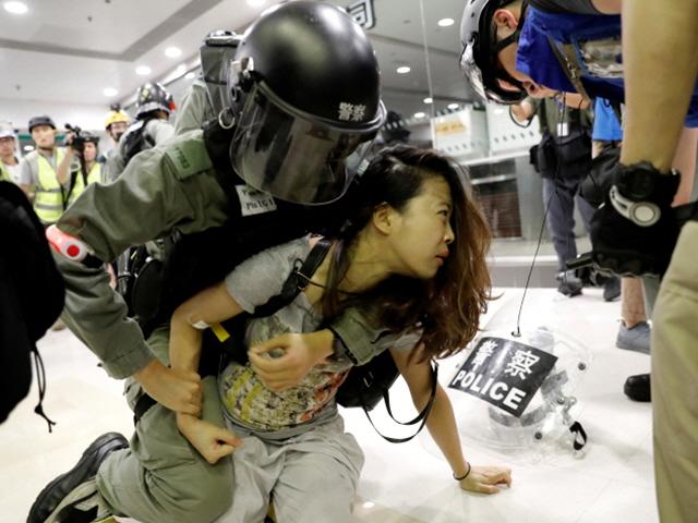홍콩 시위 150일간 <strong>시민</strong> 3000명 넘게 체포돼