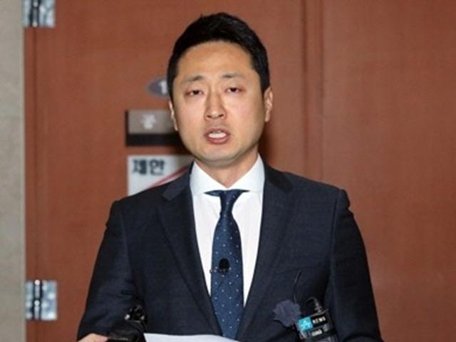 '전두환 저격수' 임한솔, 정의당 탈당해 총선 출마