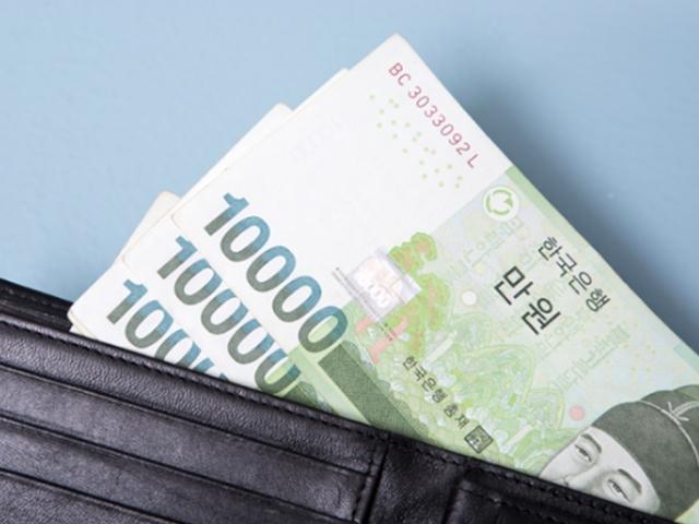 한국인의 지갑엔 현금이 얼마나 있을까