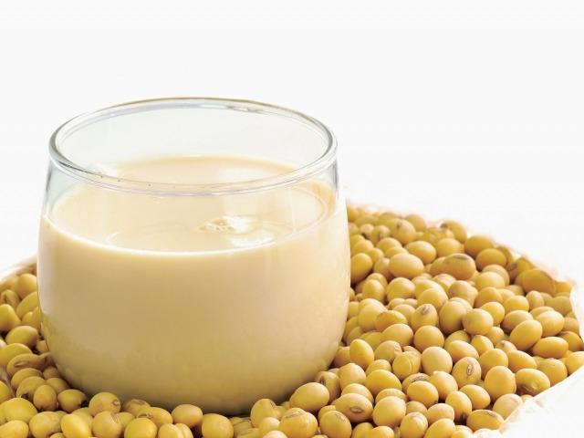 “콩 섭취, 지방간•비만•대장염 개선에 도움”