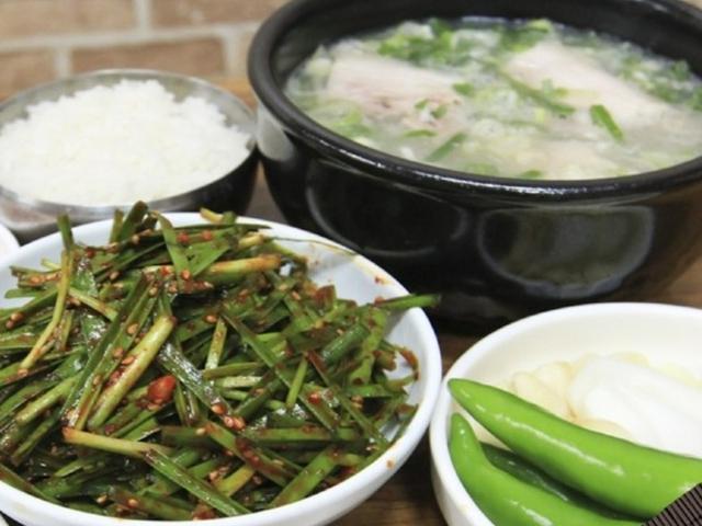 부산 여행 가면 돼지 국밥은 필수...! 부산 현지인 추천 돼지 국밥집