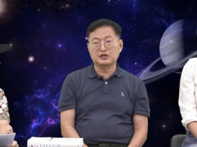 윤석열 대통령, BTS 멤버는 외계인이다? 36년 째 UFO ‘덕질’하는 천재 공학자