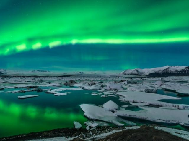 <strong>아이슬란드</strong> 오로라 여행 :: 시기, 명소, 준비물 총정리