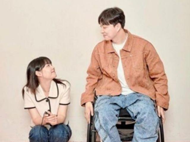 배우 송지은과 <strong>열애</strong>…서울시 대상받은 ‘휠체어 유튜버’ 박위는 누구